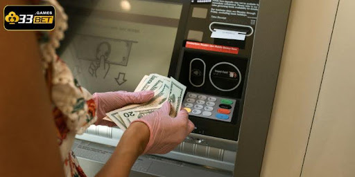 Trong quá trình rút tiền gặp bất cứ khó khăn gì cần liên hệ với CSKH để được hỗ trợ